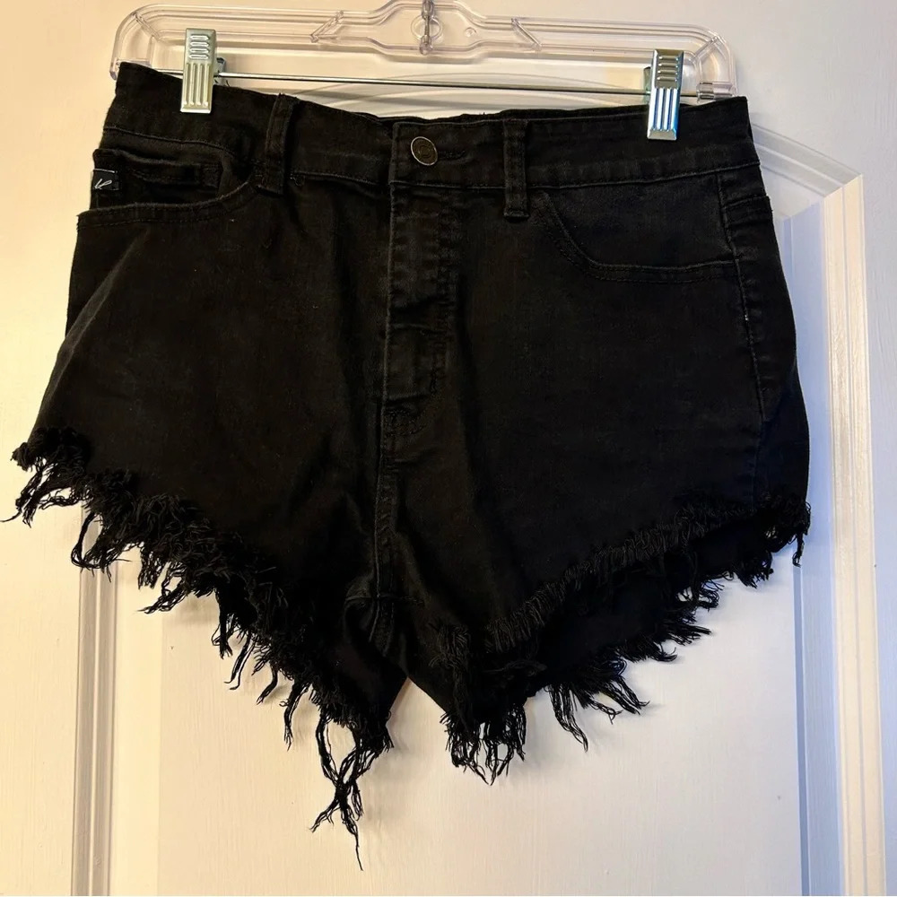 KanCan Shorts Women 9/28 Cut-Off Faded Black Distressed Stretch Denim High Rise